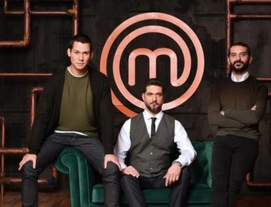 MasterChef: «Άφωνοι» έμειναν μόλις σήκωσαν το κουτί - Η έκπληξη που ετοίμασαν οι κριτές (βίντεο)